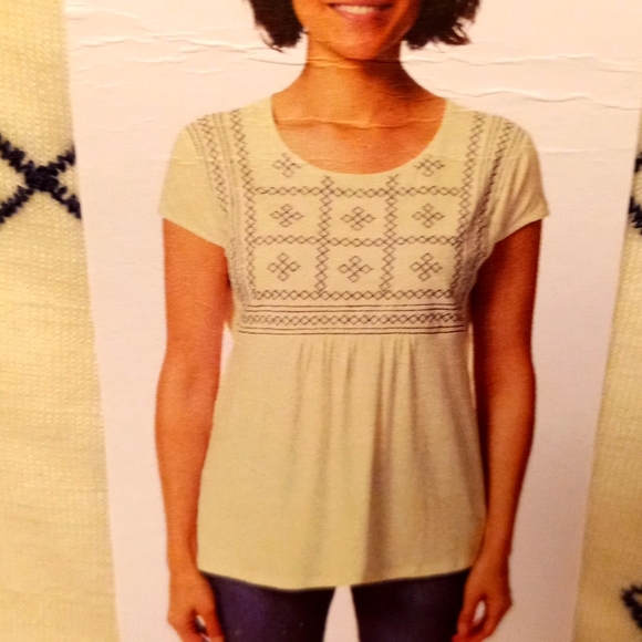 Ella Moss soft cotton tee - Picture 1 of 4